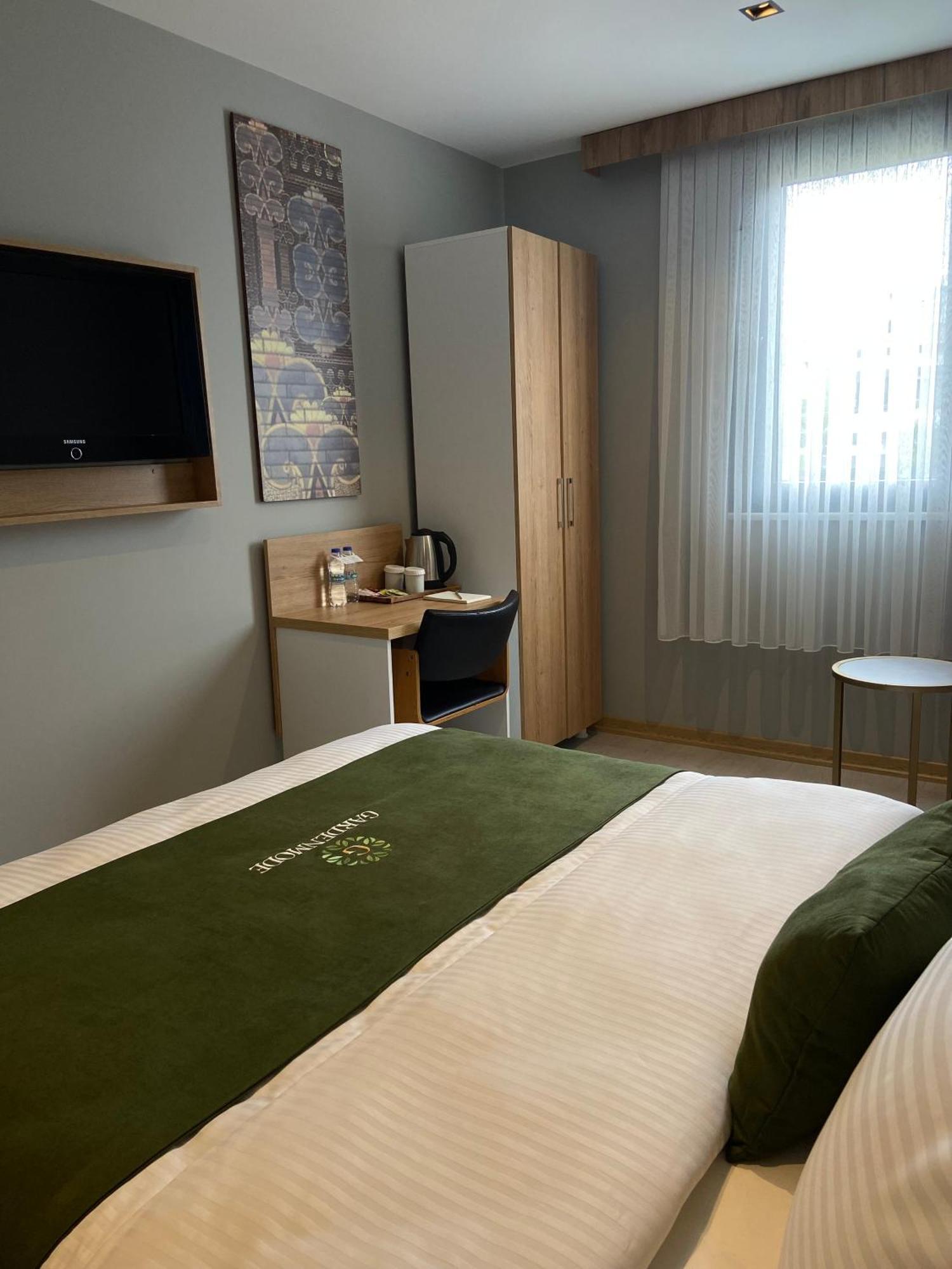 Gardenmode Airport Hotel Tasoluk Exteriör bild
